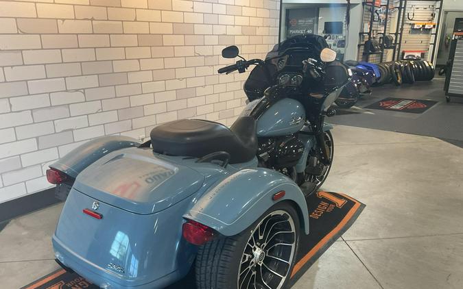 FLTRT 2024 Road Glide 3