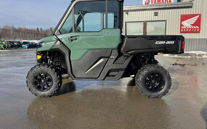 2026 Can-Am® Defender DPS CAB HD9 Compass Green