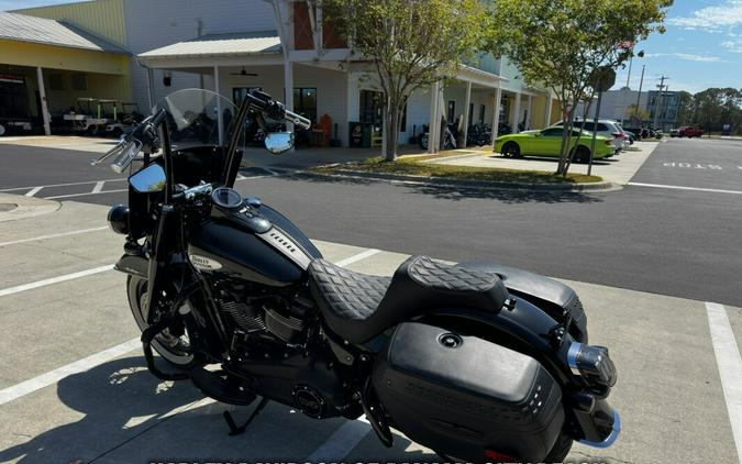 2024 Harley-Davidson® Heritage Classic 114