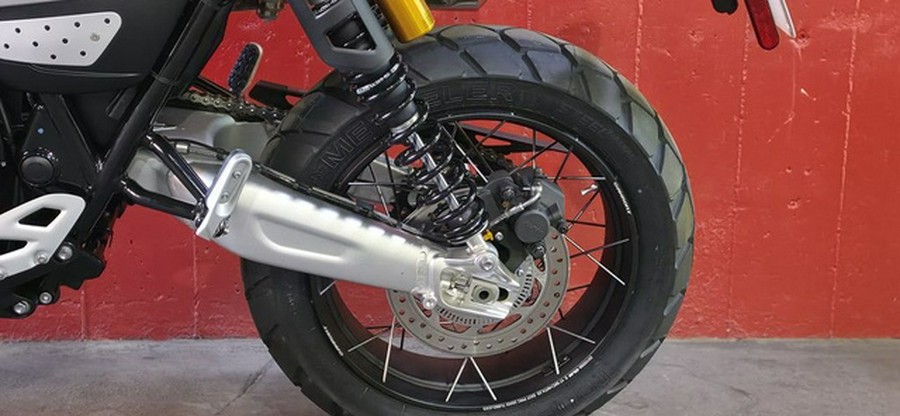 2026 Triumph Scrambler 1200 XE Matte Khaki Green