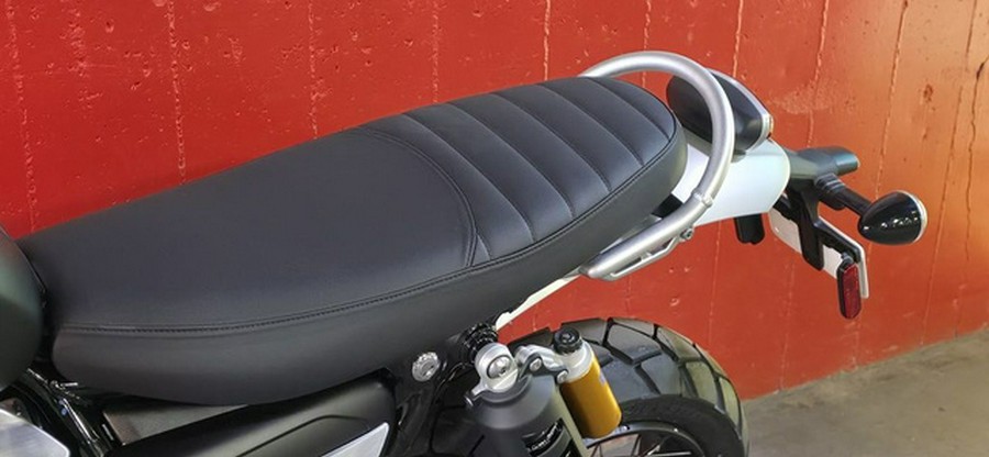 2026 Triumph Scrambler 1200 XE Matte Khaki Green