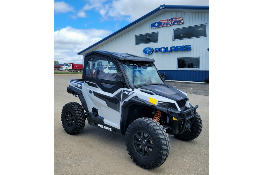 2022 Polaris Industries GENERAL XP 1000 Deluxe Matte Ghost White Metallic