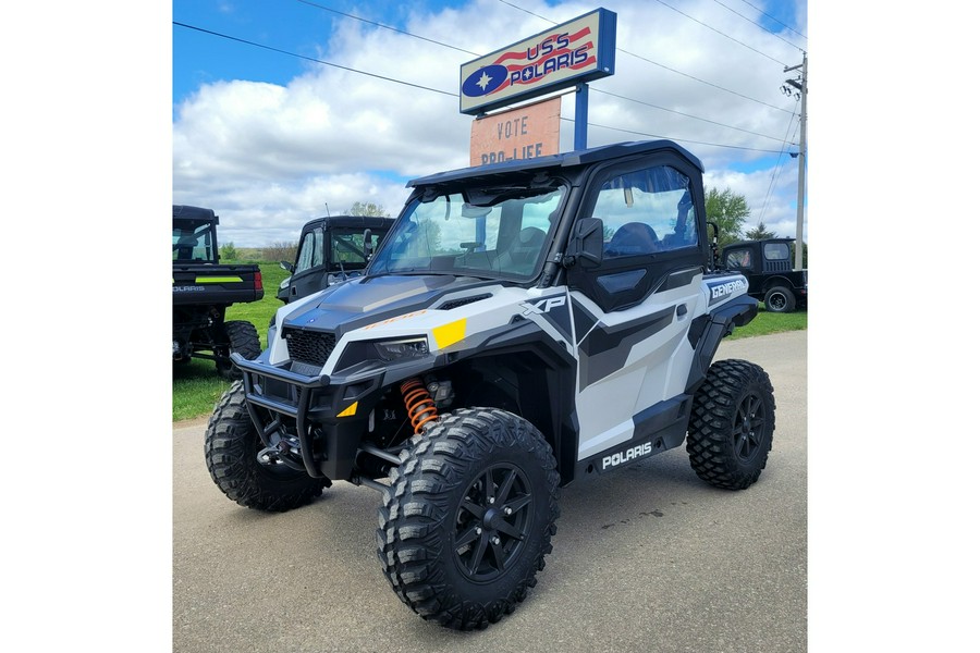 2022 Polaris Industries GENERAL XP 1000 Deluxe Matte Ghost White Metallic