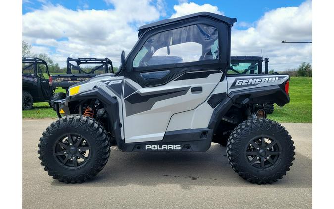 2022 Polaris Industries GENERAL XP 1000 Deluxe Matte Ghost White Metallic