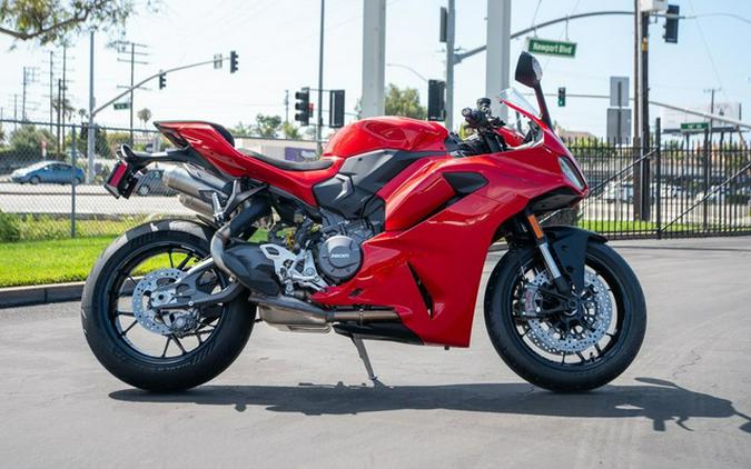 2026 Ducati Panigale V2