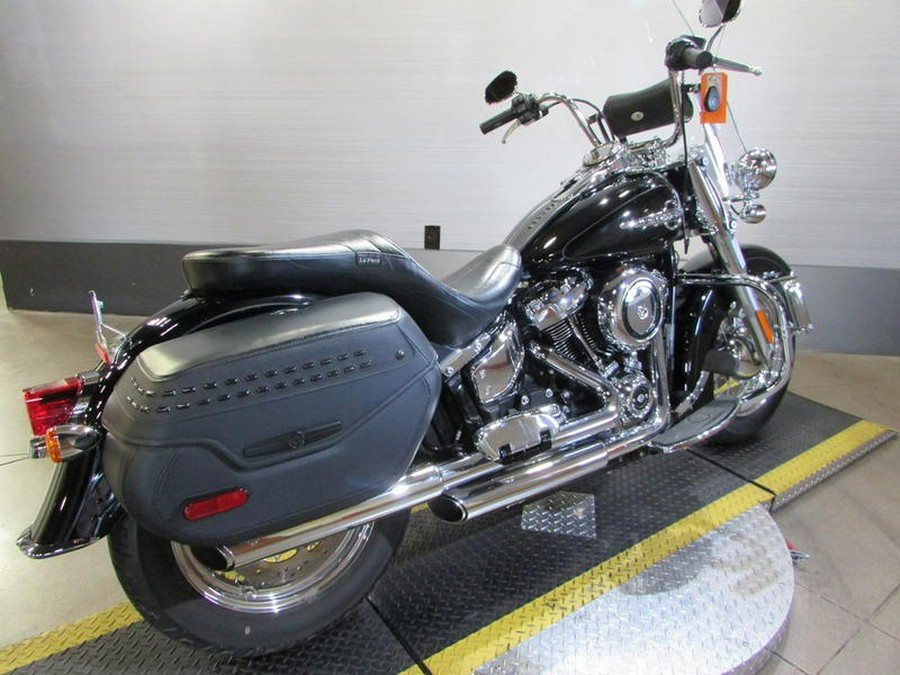 2020 Harley-Davidson® FLHC - Softail® Heritage Classic