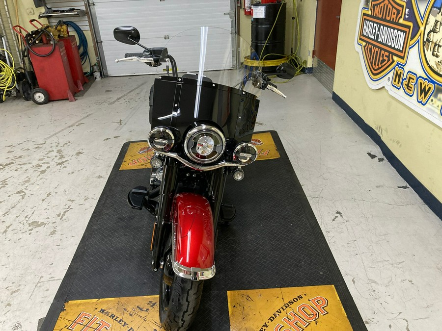 2026 Harley-Davidson® Heritage Classic Brilliant Red Black Cast Wheels FLHC