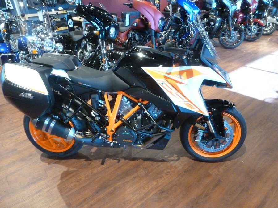 2019 KTM 1290 Super Duke GT