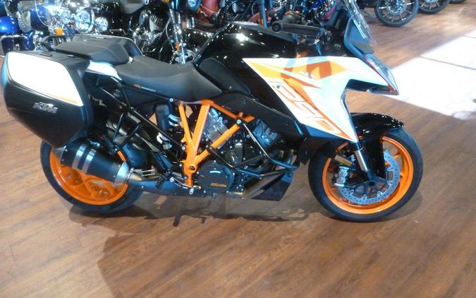 2019 KTM 1290 Super Duke GT