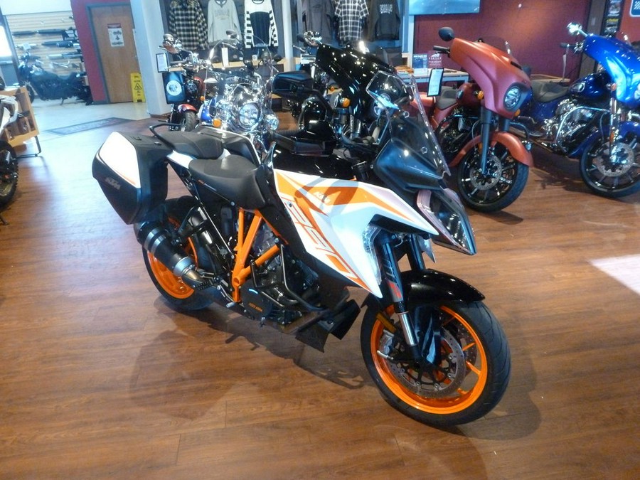 2019 KTM 1290 Super Duke GT