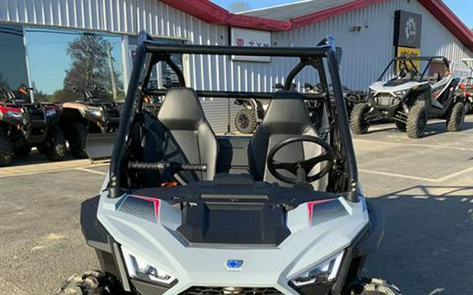 2024 Polaris RZR 200 EFI