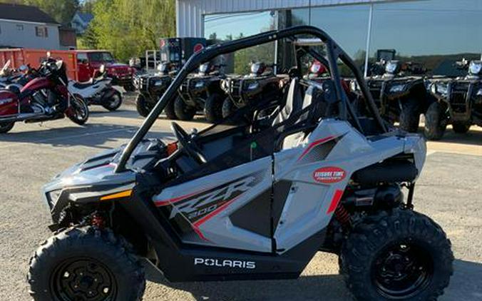 2024 Polaris RZR 200 EFI