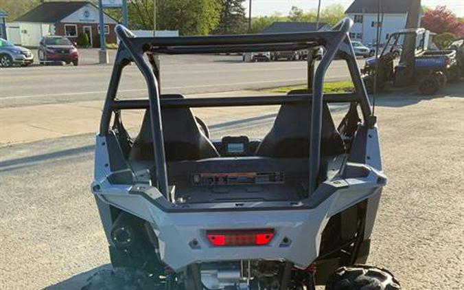 2024 Polaris RZR 200 EFI