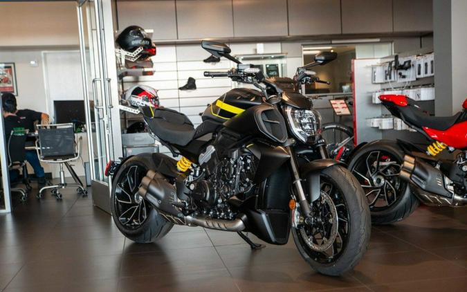 2026 Ducati Diavel V4