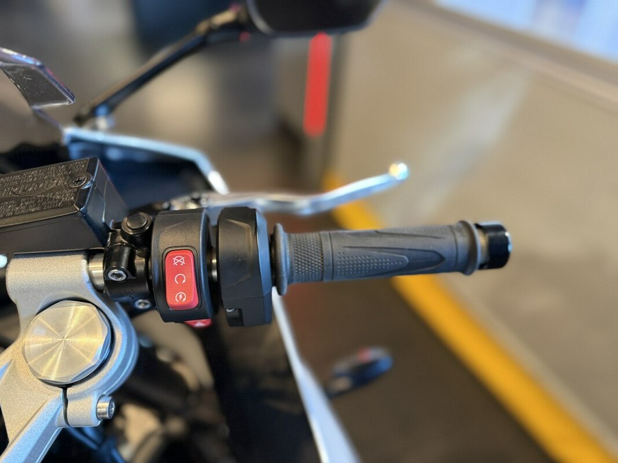 2025 Triumph Daytona 660