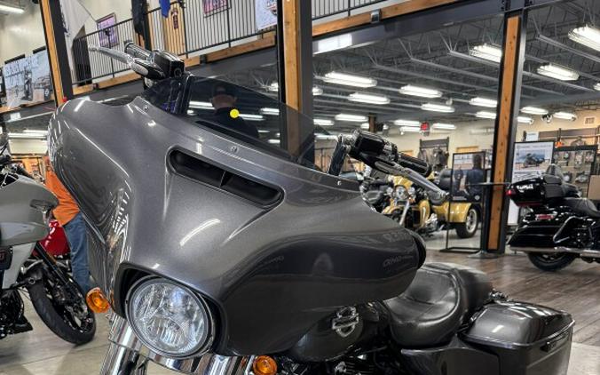 2017 Harley-Davidson Street Glide
