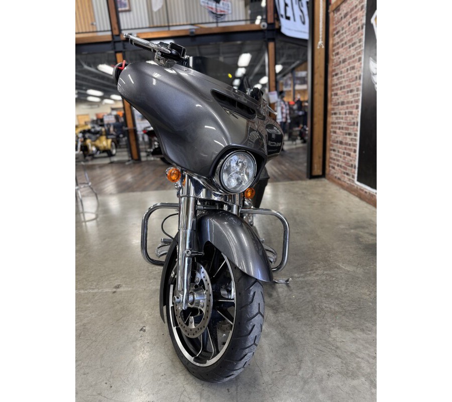 2017 Harley-Davidson Street Glide