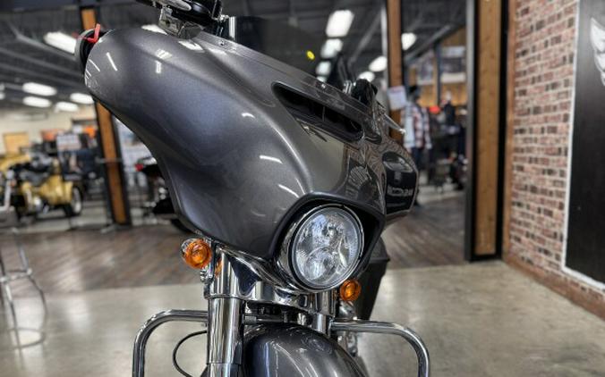 2017 Harley-Davidson Street Glide