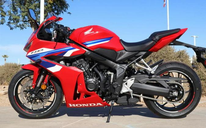 2026 Honda CBR650R E-Clutch