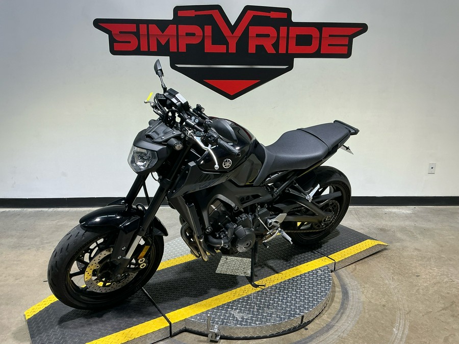 2016 Yamaha FZ-09