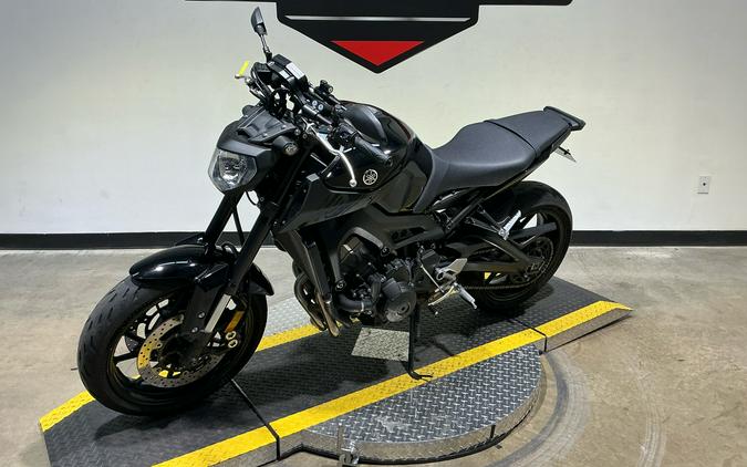2016 Yamaha FZ-09