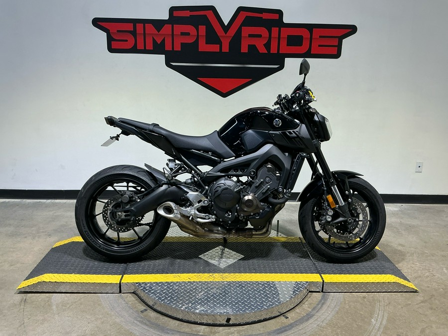 2016 Yamaha FZ-09
