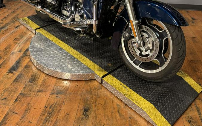 2012 Harley-Davidson Road Glide BIG BLUE PEARL W/ PINSTRIPE