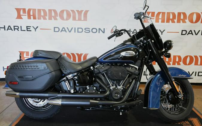 2022 Harley-Davidson Softail Heritage Classic 114 Cruiser FLHCS