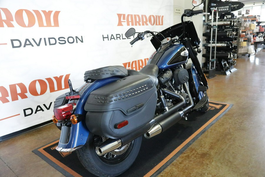 2022 Harley-Davidson Softail Heritage Classic 114 Cruiser FLHCS