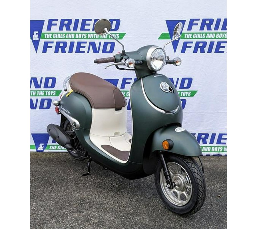 2024 Honda® Metropolitan