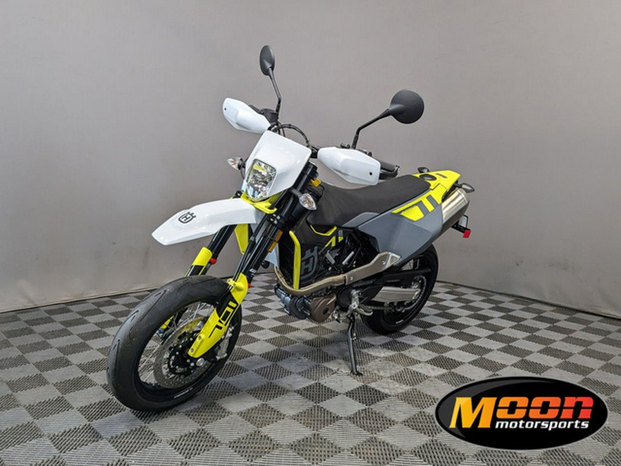 2024 Husqvarna 701 Supermoto