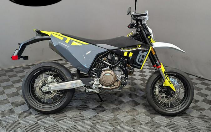 2024 Husqvarna 701 Supermoto