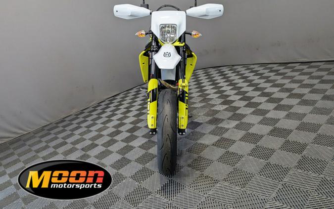 2024 Husqvarna 701 Supermoto