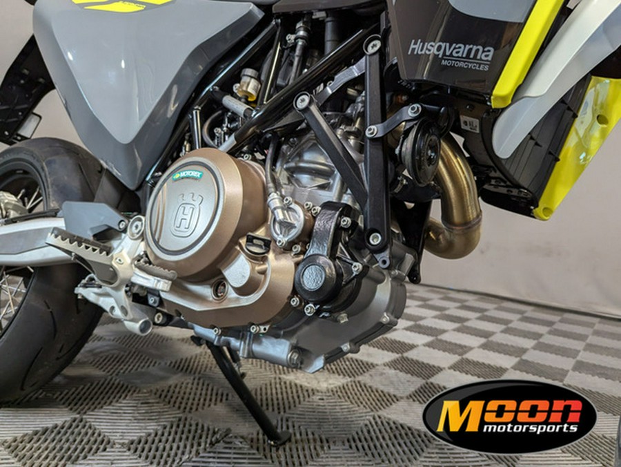 2024 Husqvarna 701 Supermoto