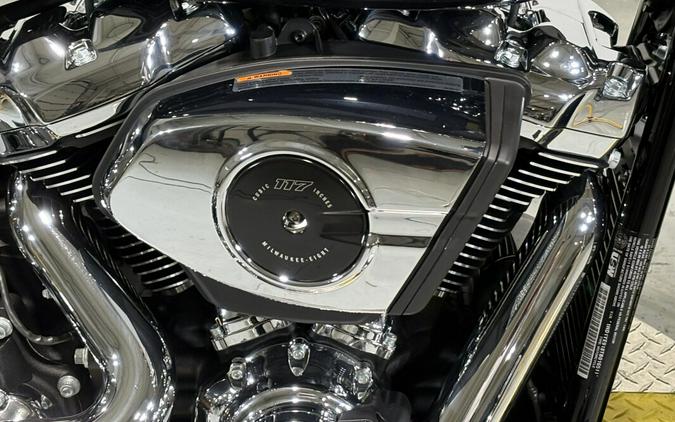 2026 Harley-Davidson® Breakout® Vivid Black