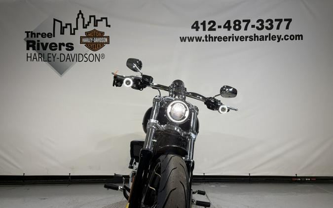 2026 Harley-Davidson® Breakout® Vivid Black