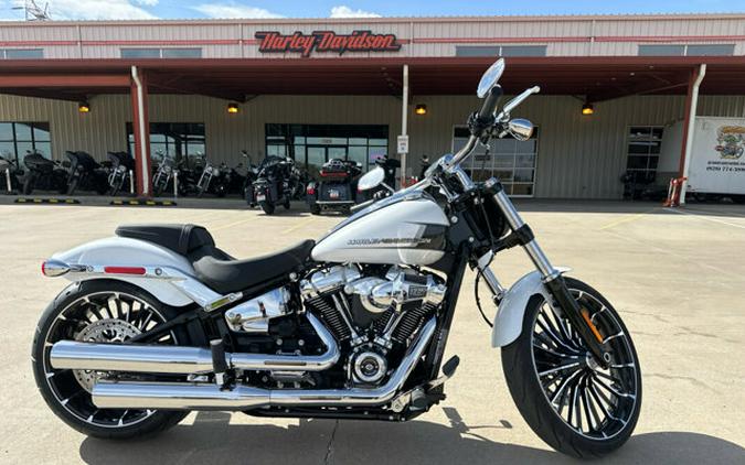 2024 Harley-Davidson® Breakout 117 N/A