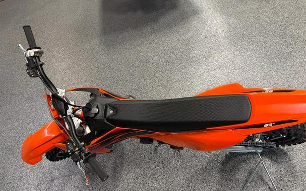2027 KTM 85 SX 19/16