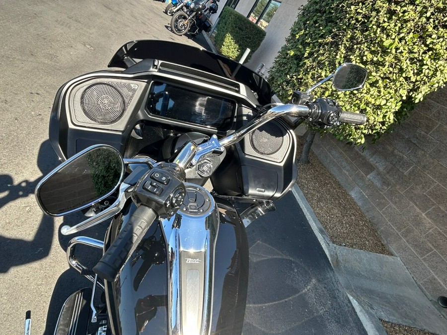 FLTRX 2024 Road Glide®