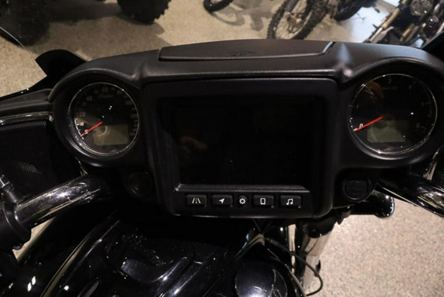 2023 Indian Motorcycle® Chieftain® Black Metallic