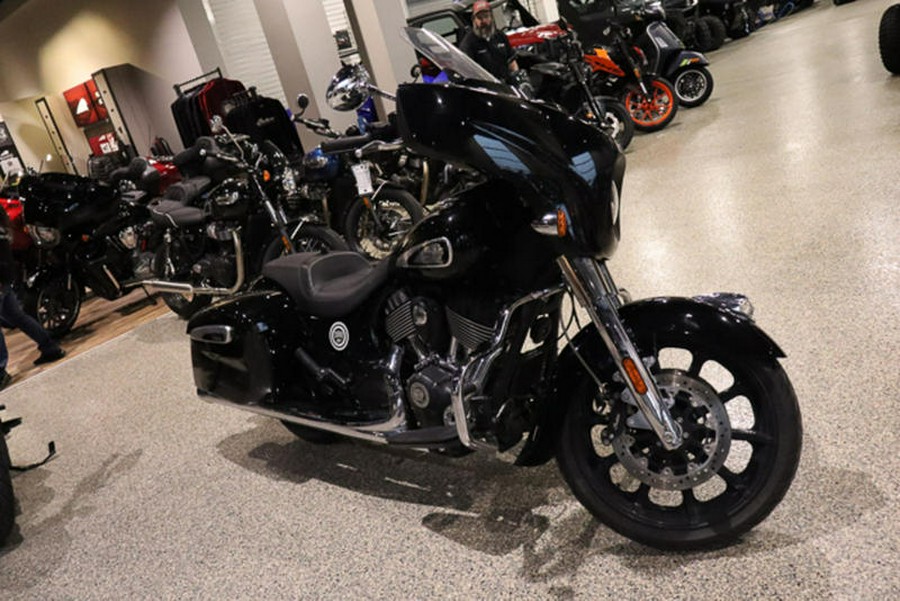 2023 Indian Motorcycle® Chieftain® Black Metallic