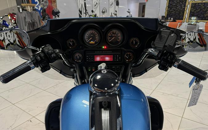 2011 HARLEY DAVIDSON TRI GLIDE