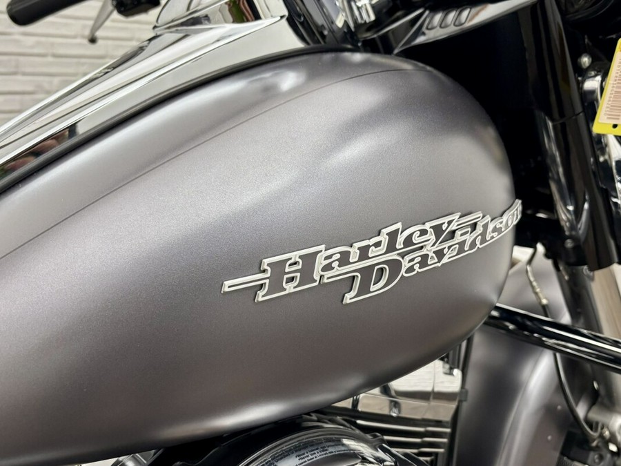 2016 Harley-Davidson® Street Glide® Special