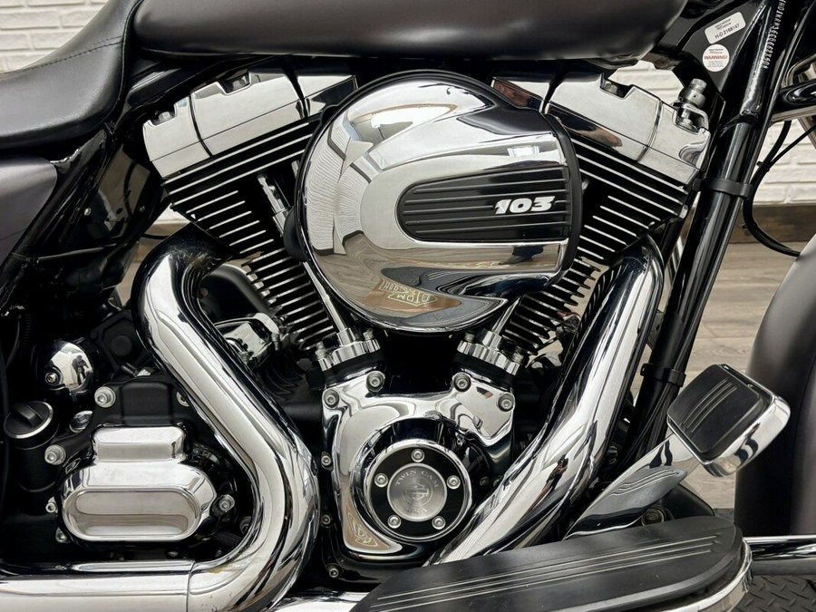 2016 Harley-Davidson® Street Glide® Special