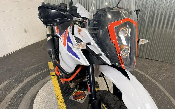 2017 KTM 1090 Adventure R Black / White