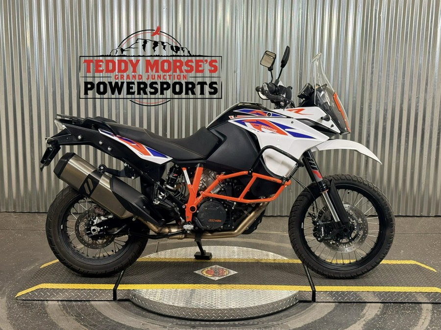 2017 KTM 1090 Adventure R Black / White