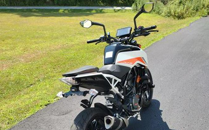 2022 KTM 390 Duke