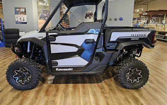 2025 Kawasaki RIDGE RANCH EDITION Metallic Stardust White - 108375