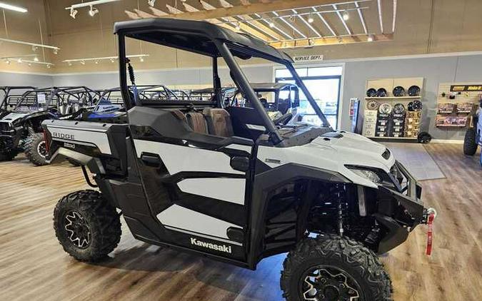 2025 Kawasaki RIDGE RANCH EDITION Metallic Stardust White - 108375