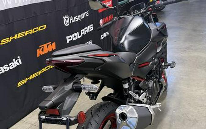 2025 Kawasaki Z500 SE ABS